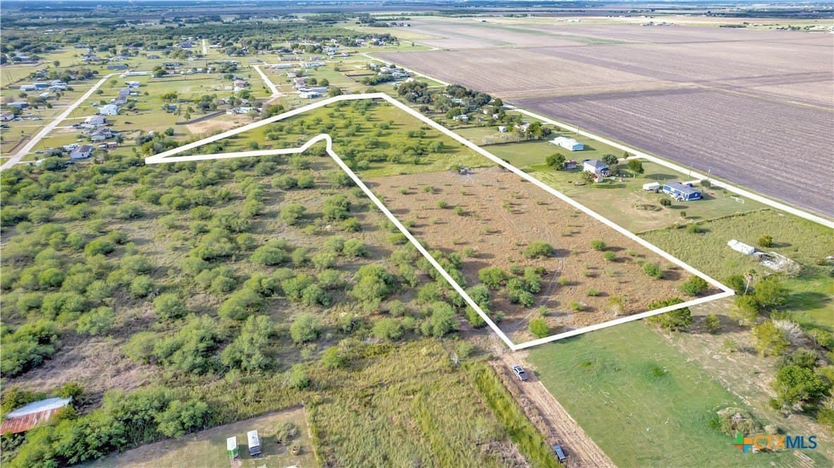 Crouch/Gregory Street lot: 31