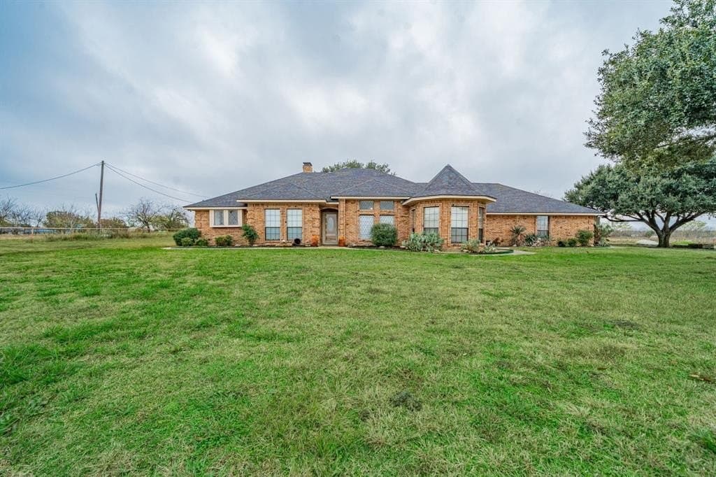 10.61 acres in Kaufman County - photo 5