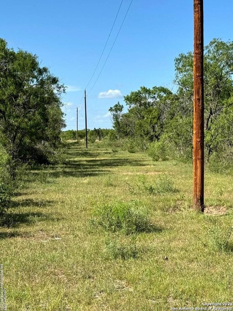 22.22 acres in Atascosa County - photo 11