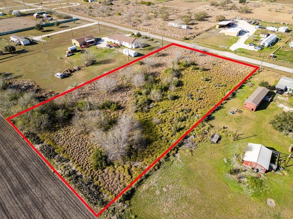 1.76 acres in Jim Wells County - photo 5