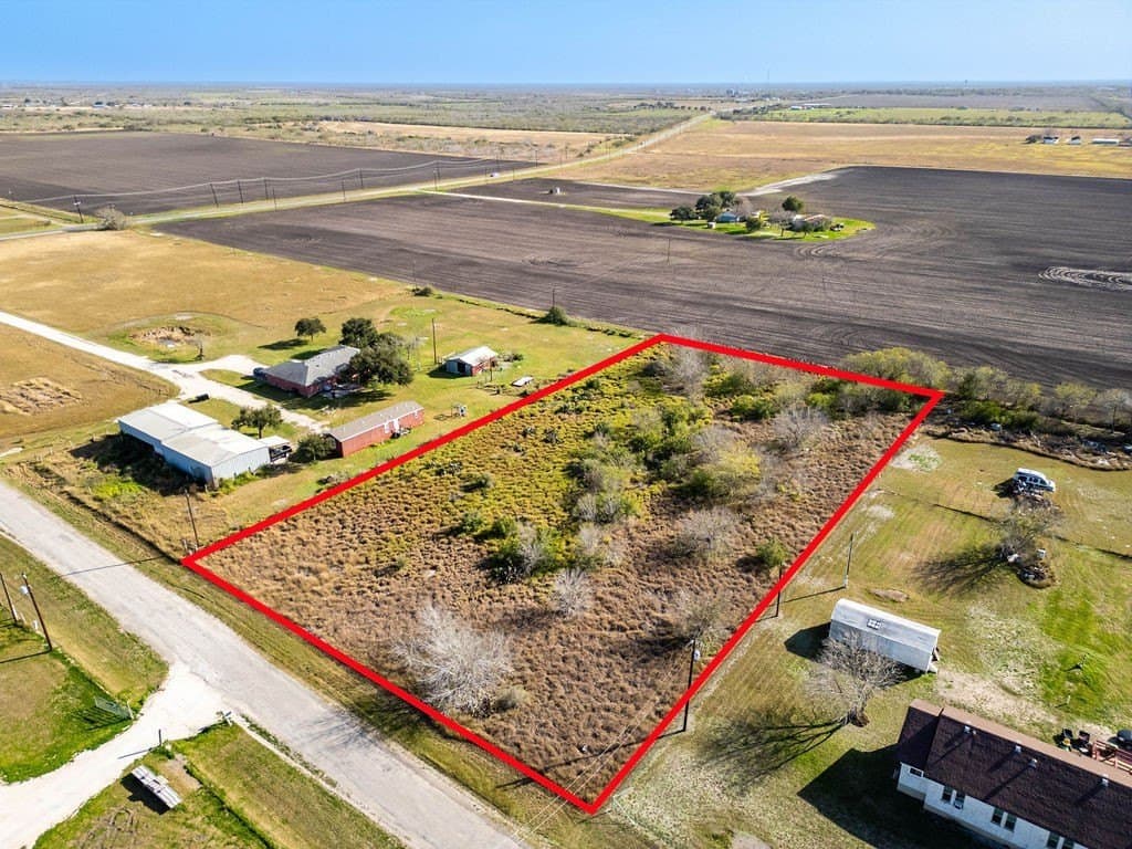 1.76 acres in Jim Wells County - photo 3