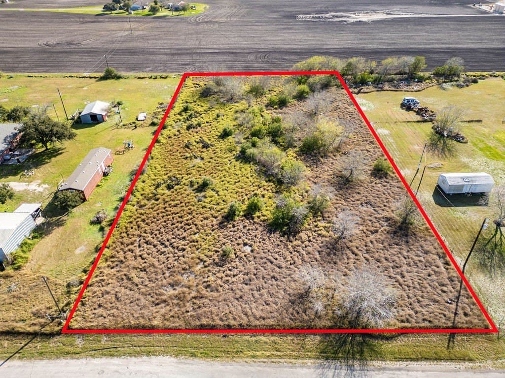 1.76 acres in Jim Wells County - photo 2