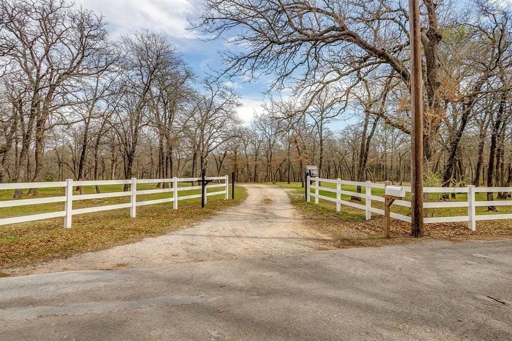 18.18 acres in Parker County - photo 4