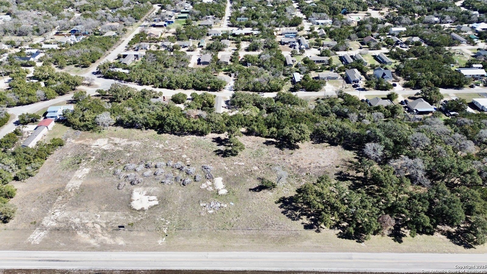 4 acres in Comal County - photo 11