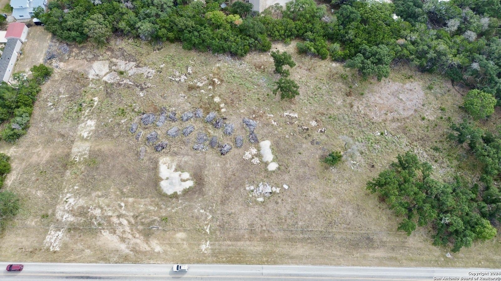 4 acres in Comal County - photo 8