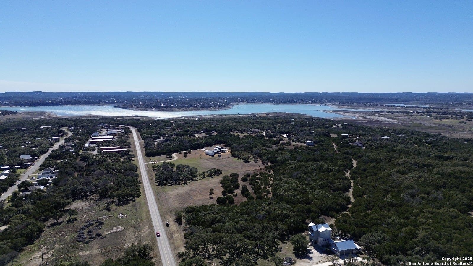 4 acres in Comal County - photo 7