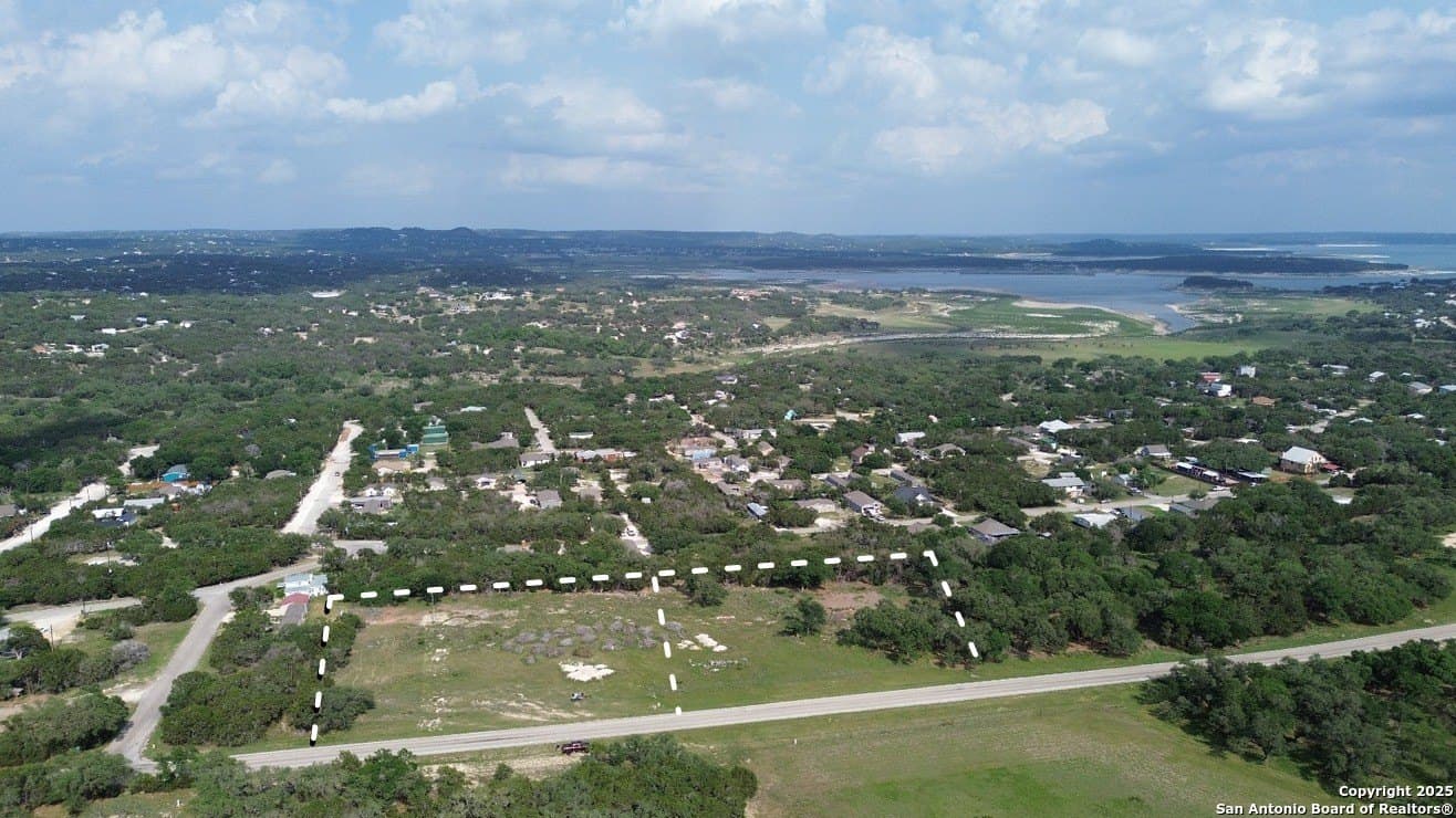 2331 Potters Creek