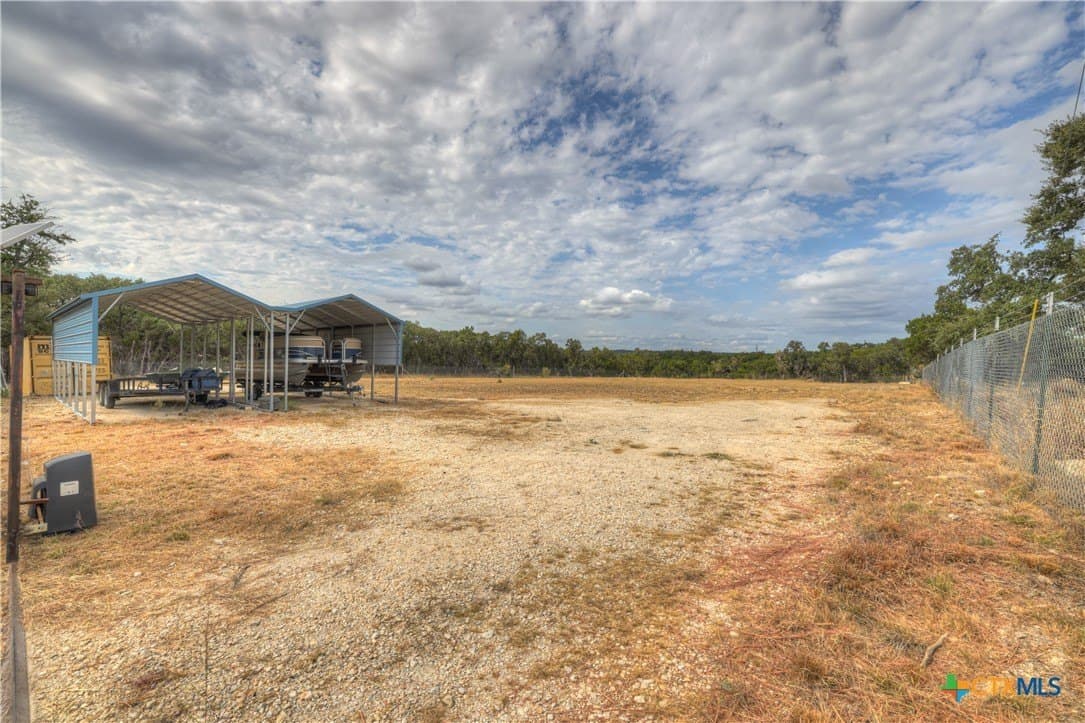 2.63 acres in Comal County - photo 3