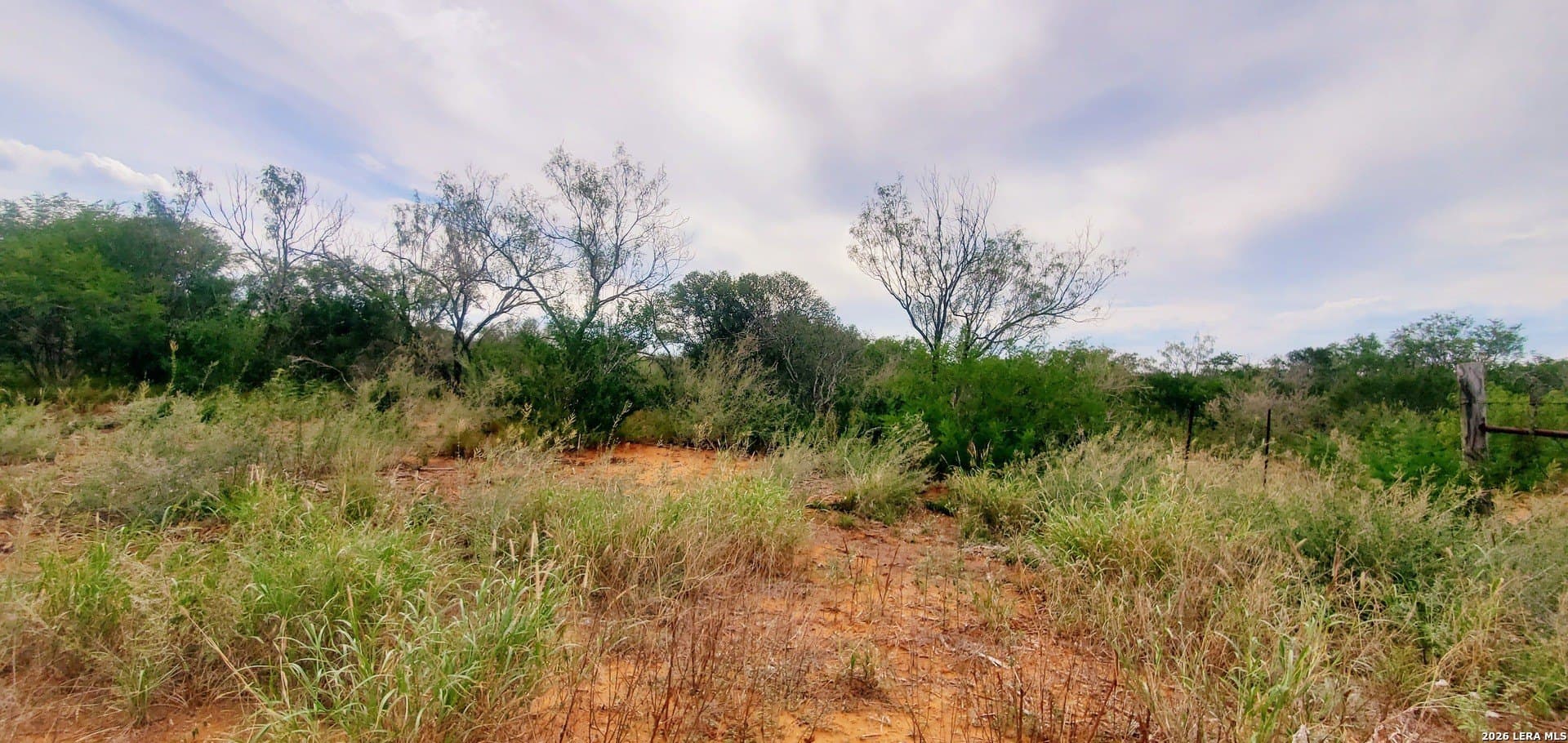 13.74 acres in La Salle County - photo 3