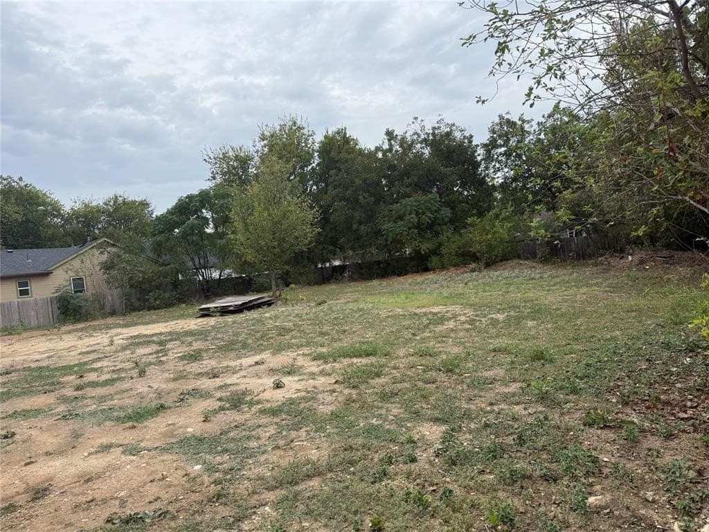 0.13 acres in Tarrant County - photo 10