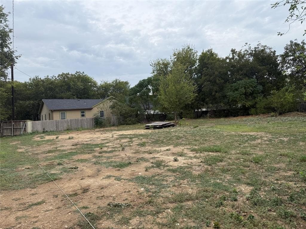 0.13 acres in Tarrant County - photo 9