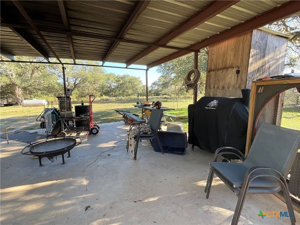 10.28 acres in DeWitt County - photo 37