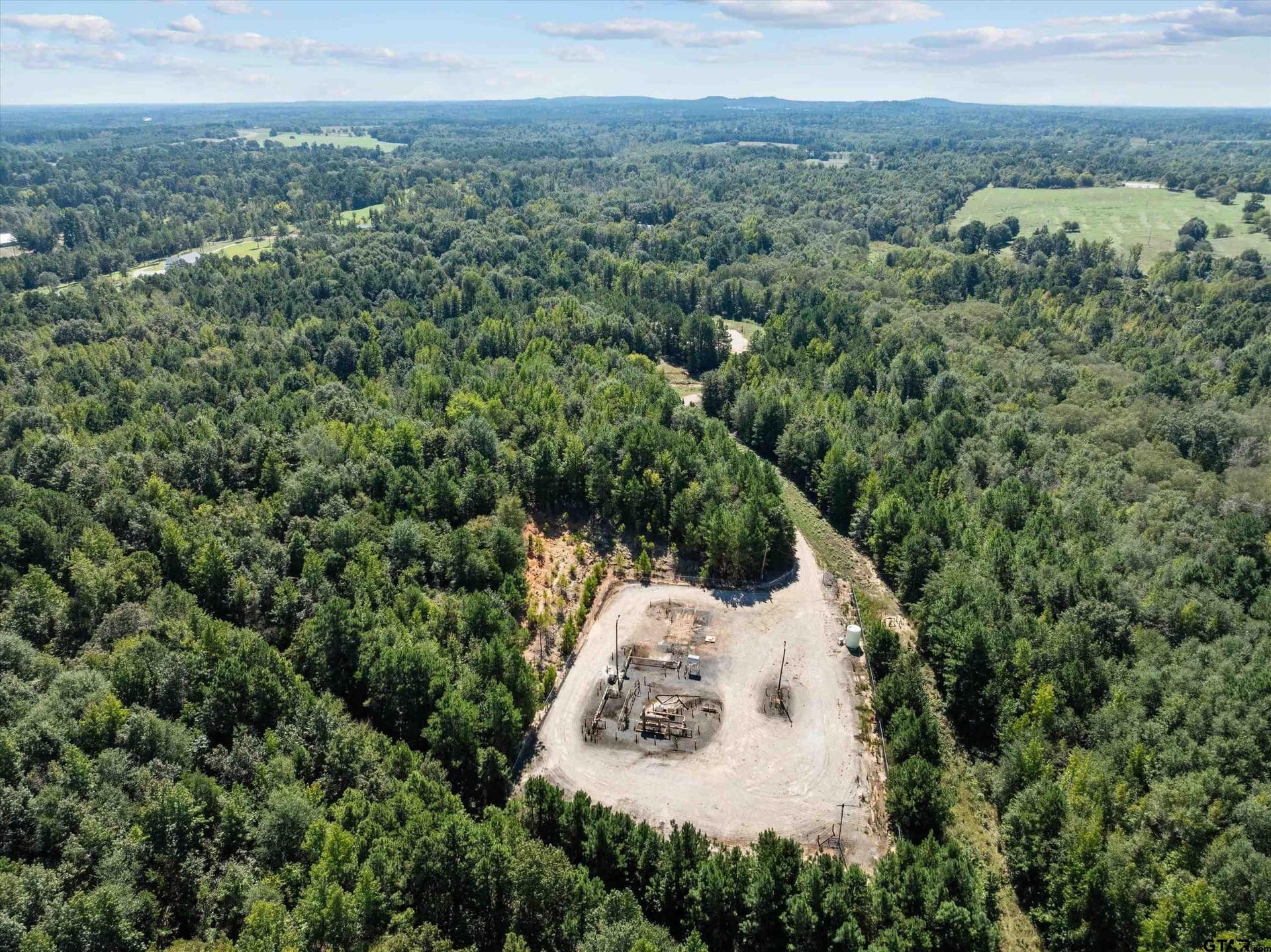 20 acres in Upshur County - photo 4