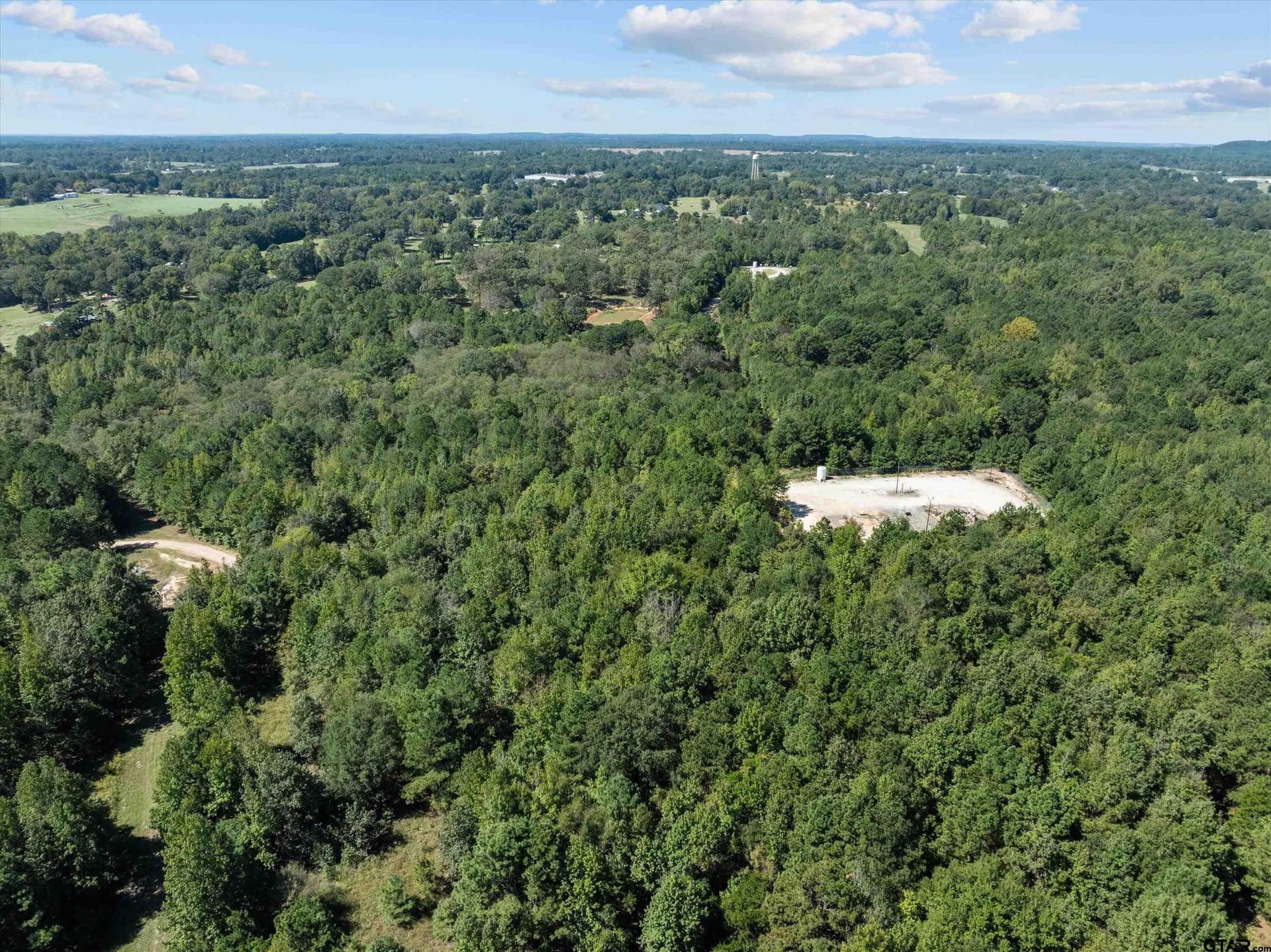 20 acres in Upshur County - photo 6