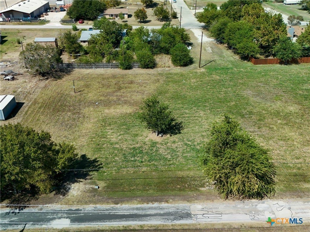0.5 acres in Williamson County - photo 34