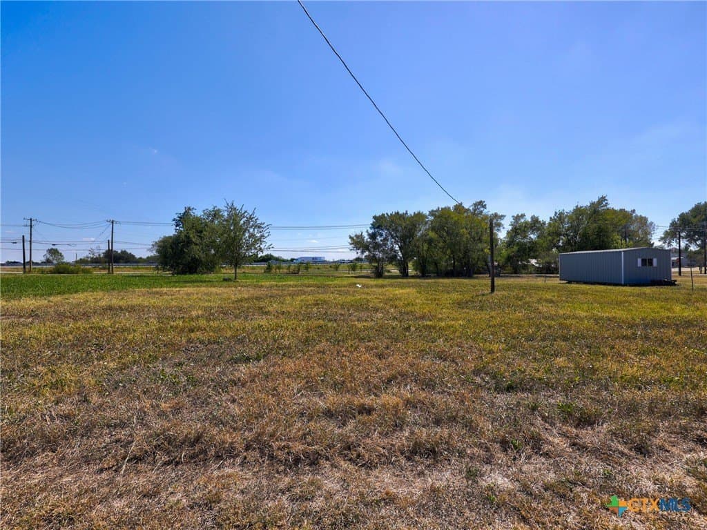 0.5 acres in Williamson County - photo 22