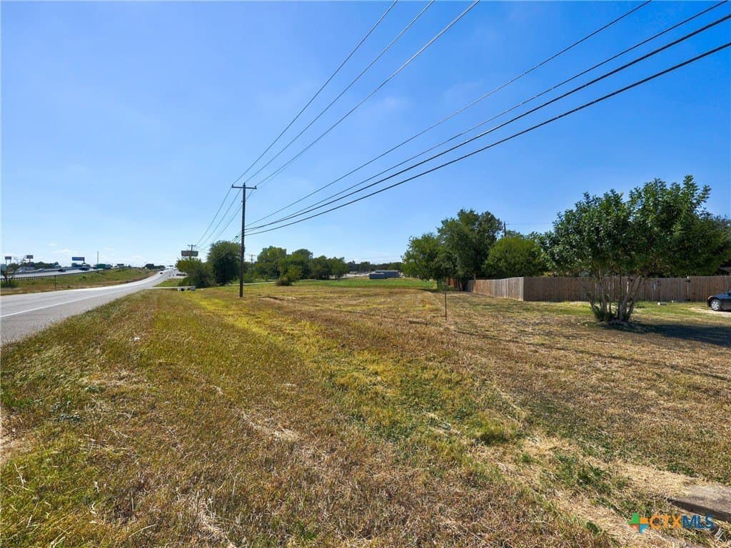 0.5 acres in Williamson County - photo 12