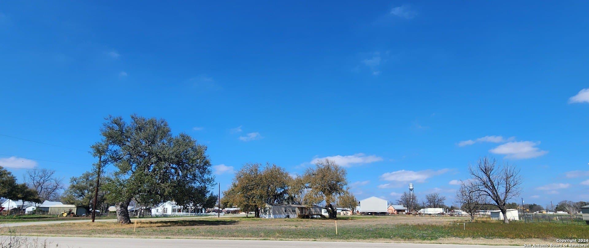 0.57 acres in Bandera County - photo 5