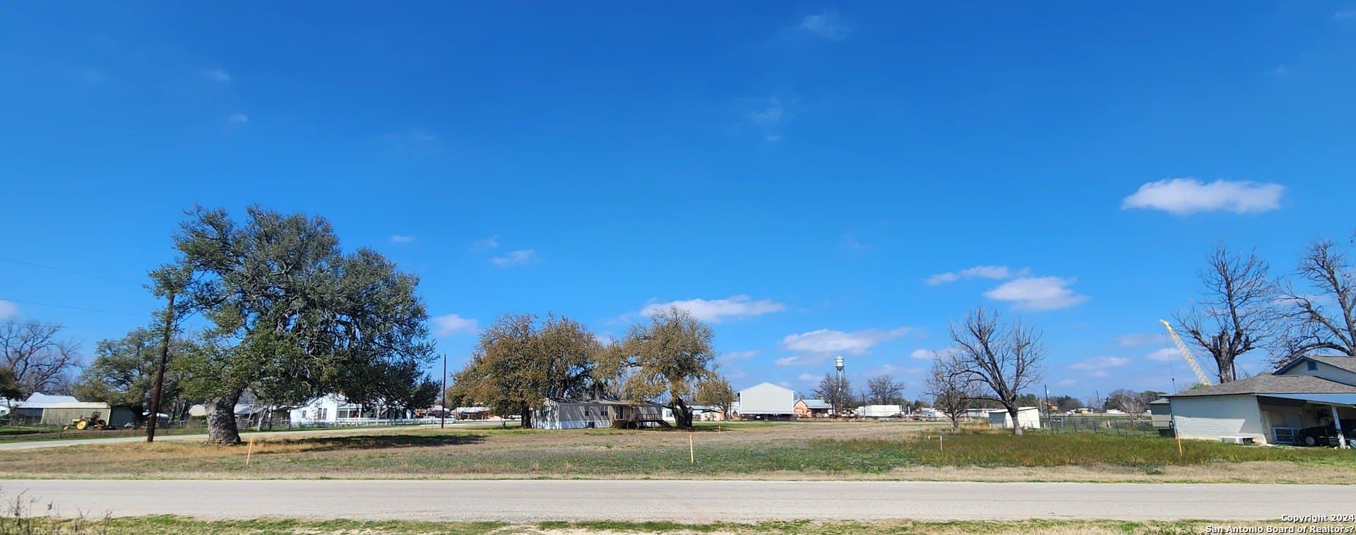 0.57 acres in Bandera County - photo 6