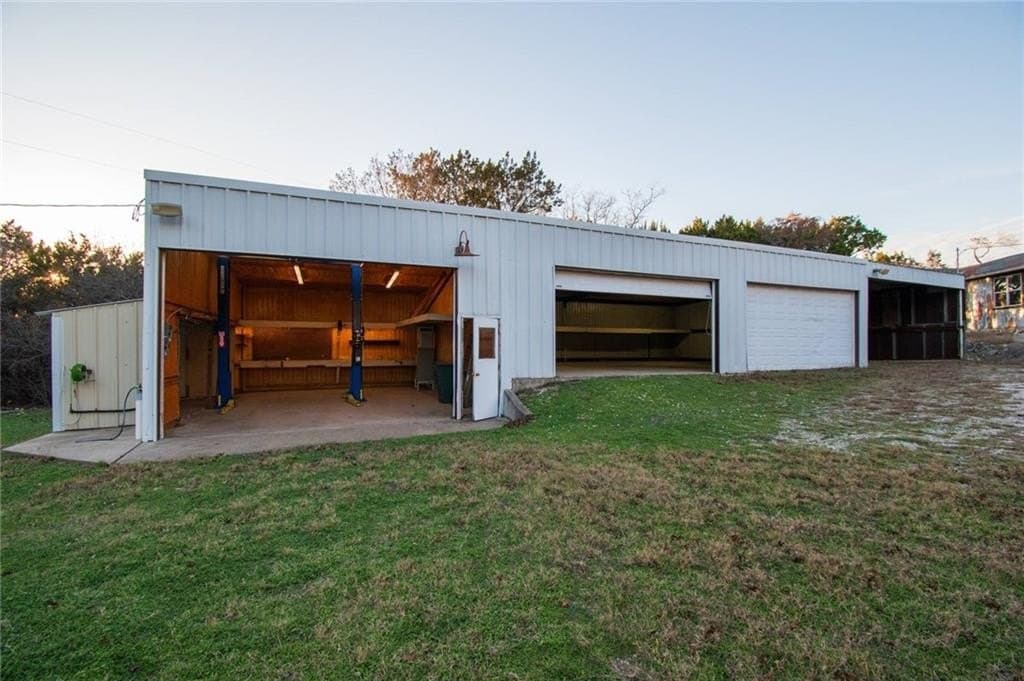 15.99 acres in McLennan County - photo 35