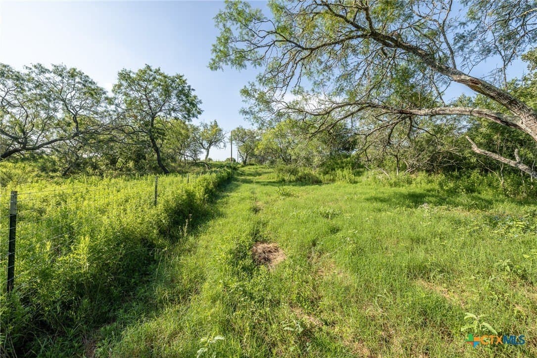 1.8 acres in Gonzales County - photo 13