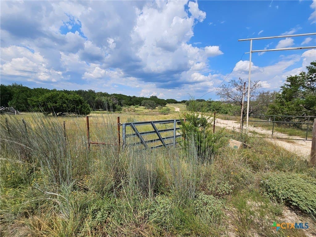 15 acres in Coryell County - photo 2
