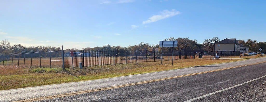 1.33 acres in Fayette County - photo 3