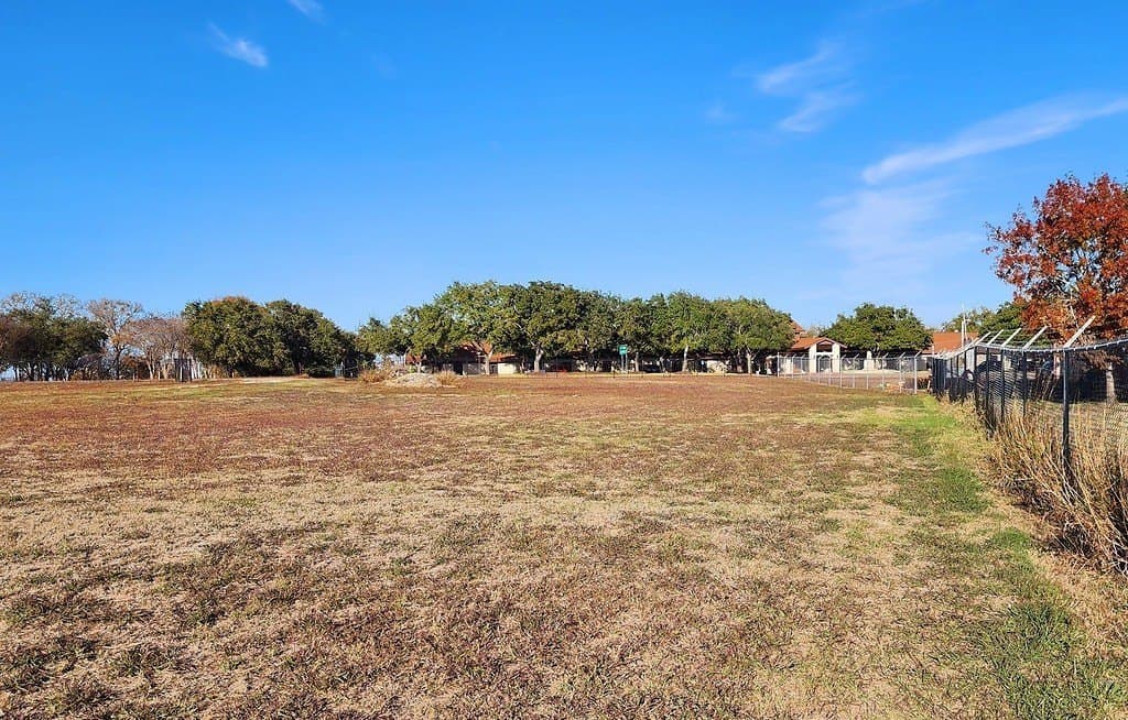 1.33 acres in Fayette County - photo 8