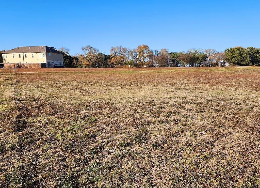 1.33 acres in Fayette County - photo 7