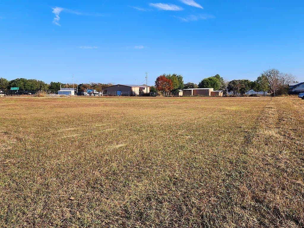 1.33 acres in Fayette County - photo 6