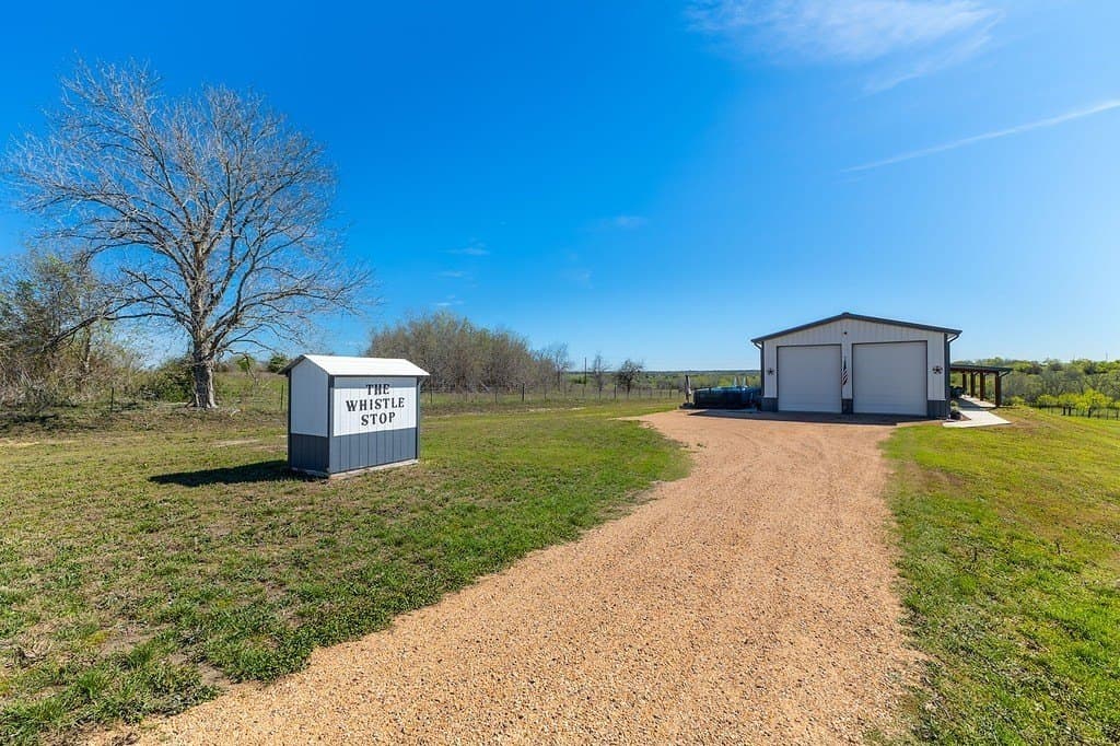 11.07 acres in Fayette County - photo 4