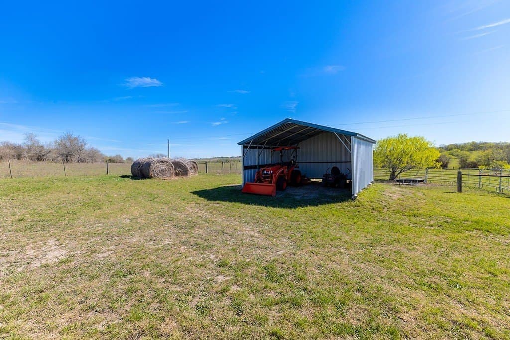 11.07 acres in Fayette County - photo 6