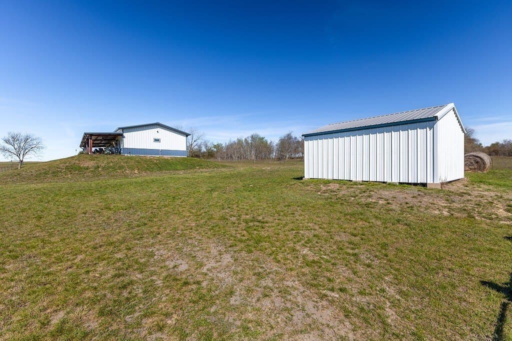 11.07 acres in Fayette County - photo 7