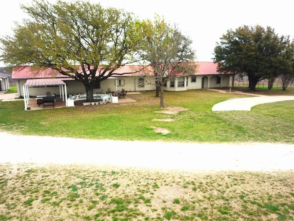 253.67 acres in Limestone County - photo 4