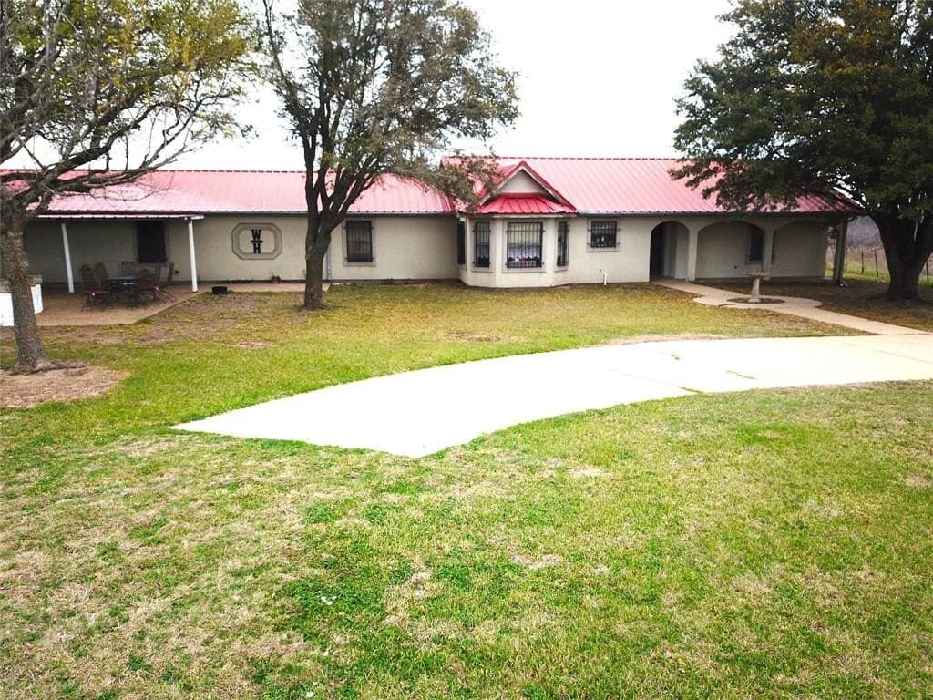 253.67 acres in Limestone County - photo 3