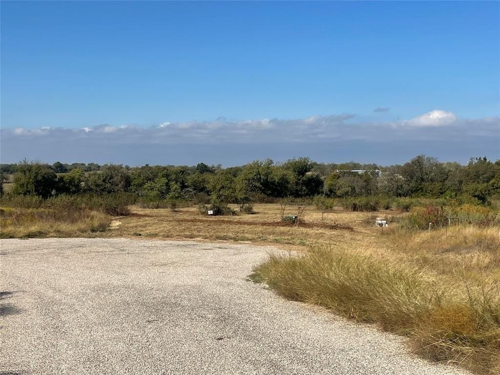 2.55 acres in Hill County - photo 9