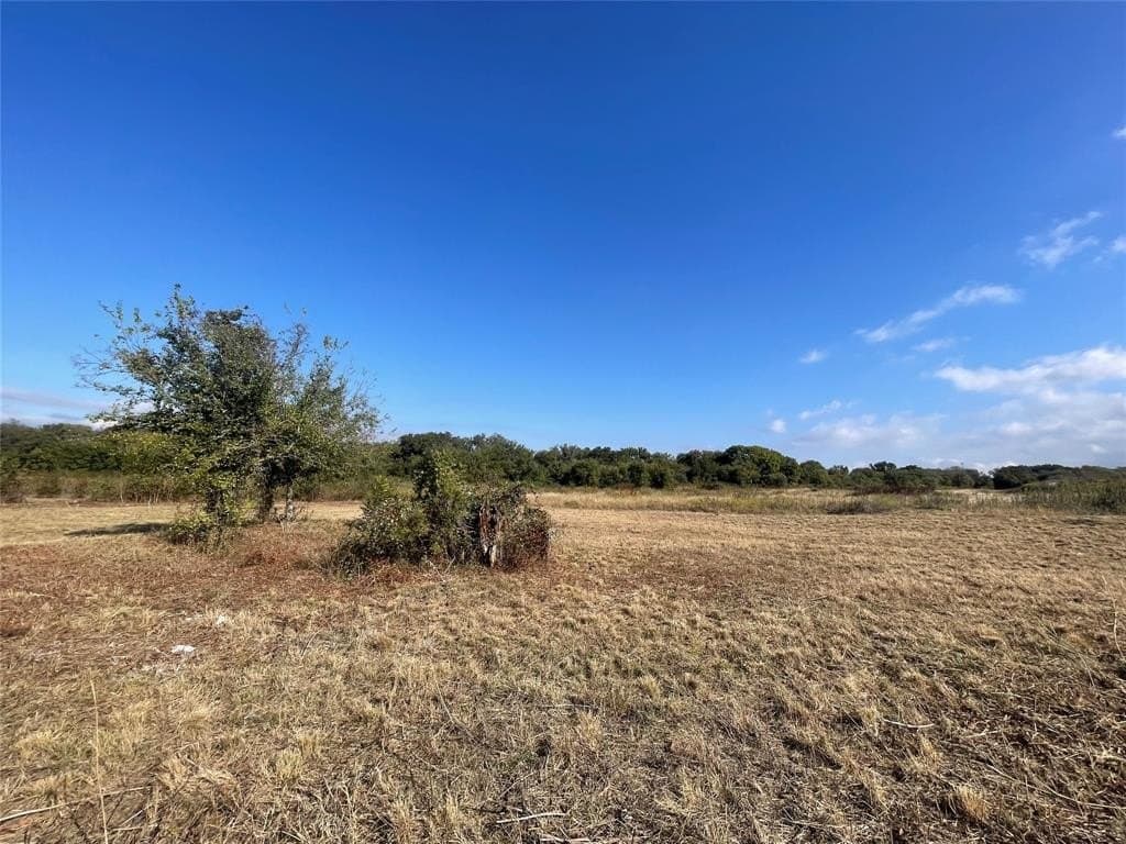 2.55 acres in Hill County - photo 7
