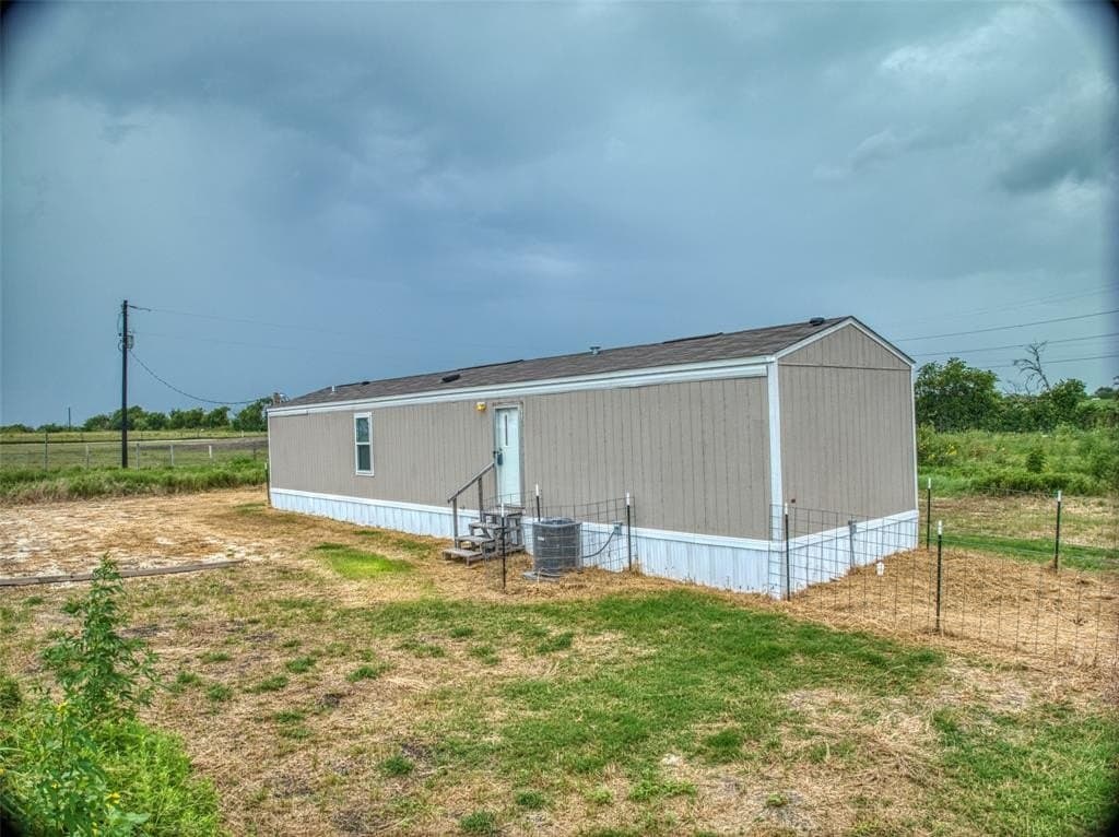10.02 acres in Navarro County - photo 7