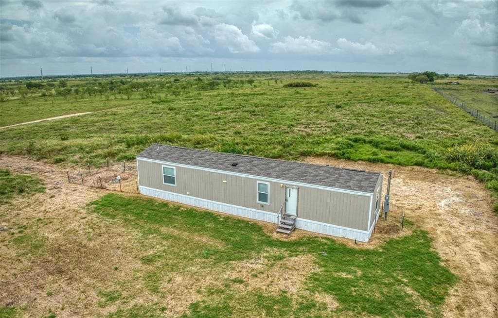 10.02 acres in Navarro County - photo 3