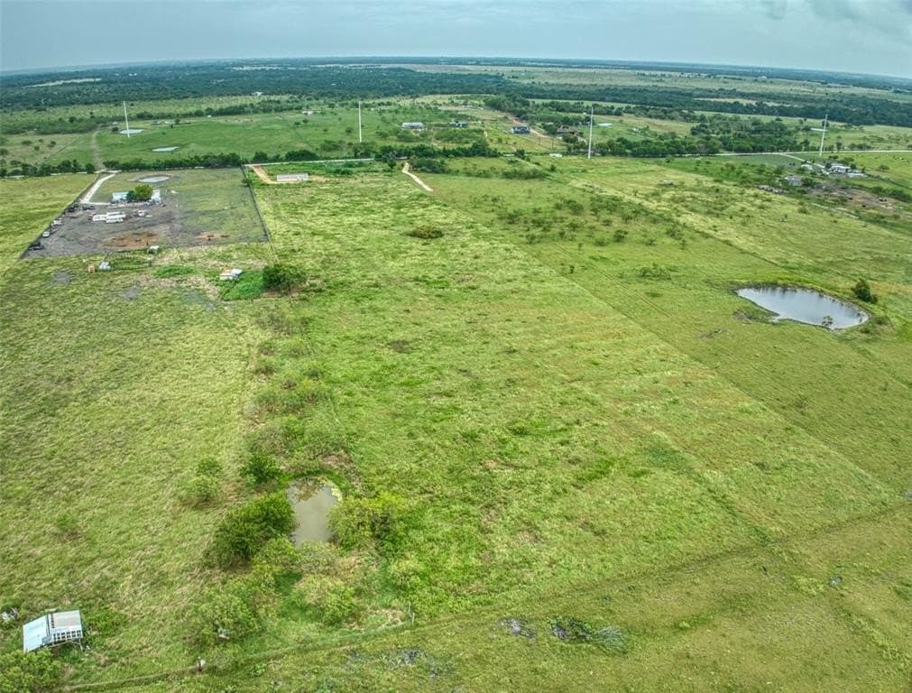 10.02 acres in Navarro County - photo 10