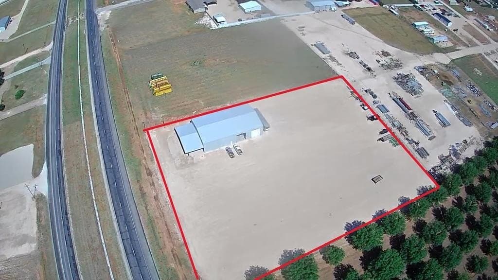 2.71 acres in Gaines County - photo 2
