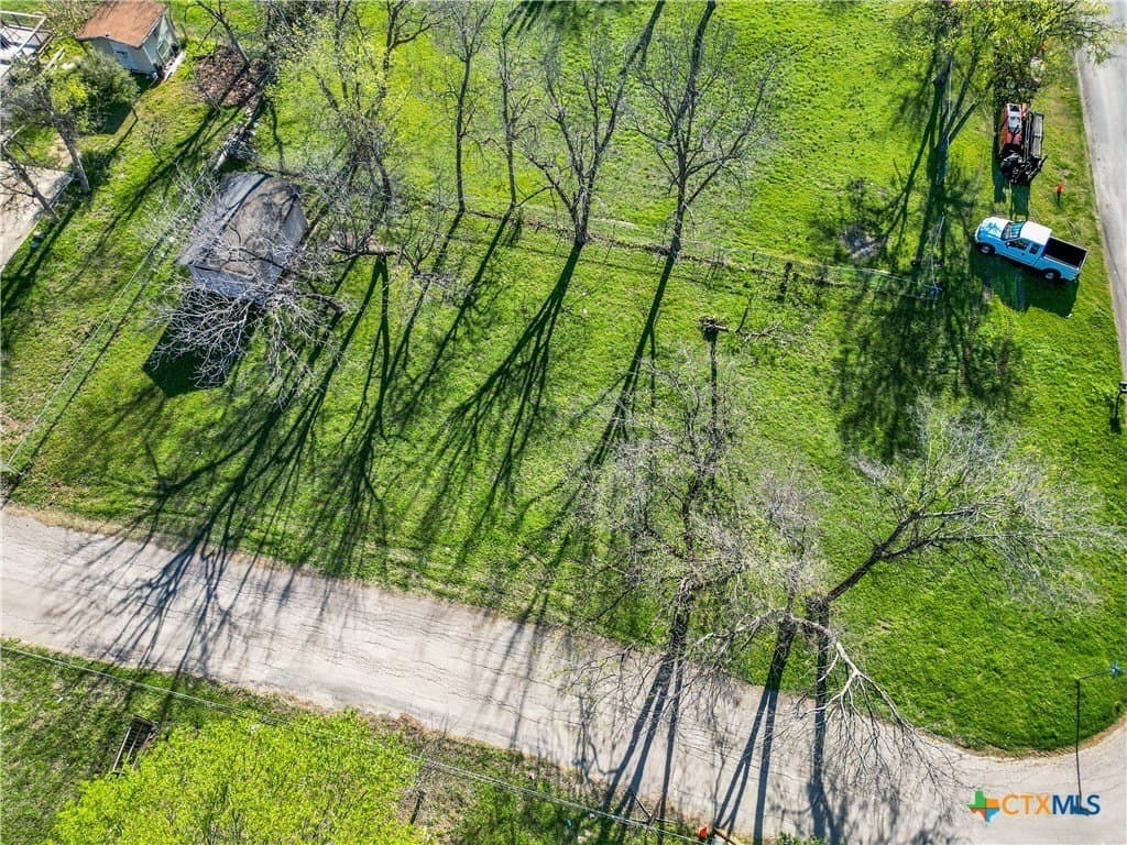 0.2 acres in Bell County - photo 4