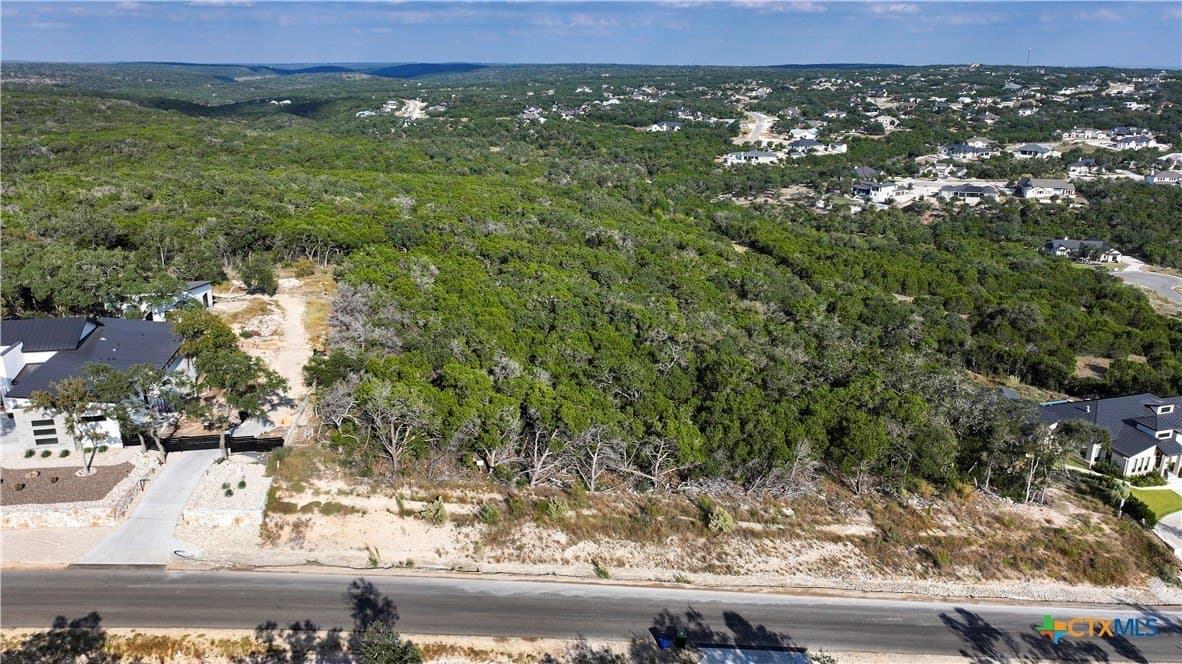 1.03 acres in Comal County - photo 9