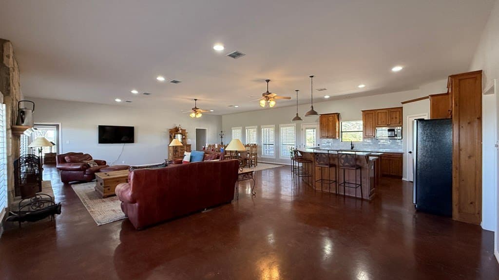 409.2 acres in Pecos County - photo 4