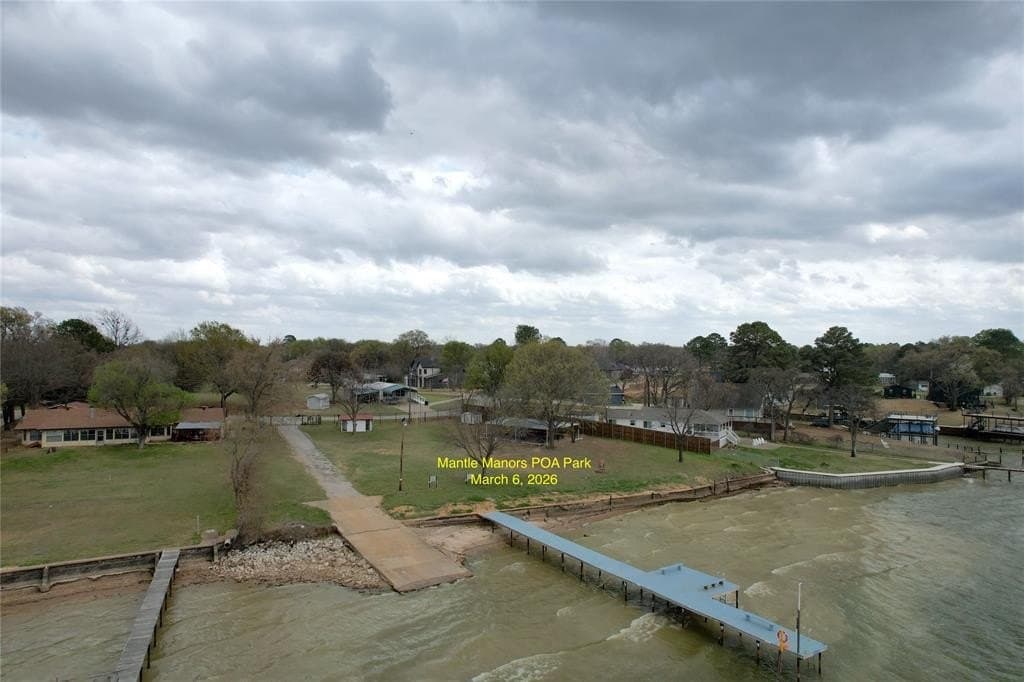 0.31 acres in Henderson County - photo 8