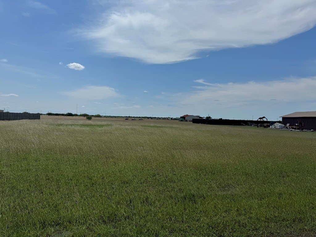 0.89 acres in Jim Wells County - photo 3