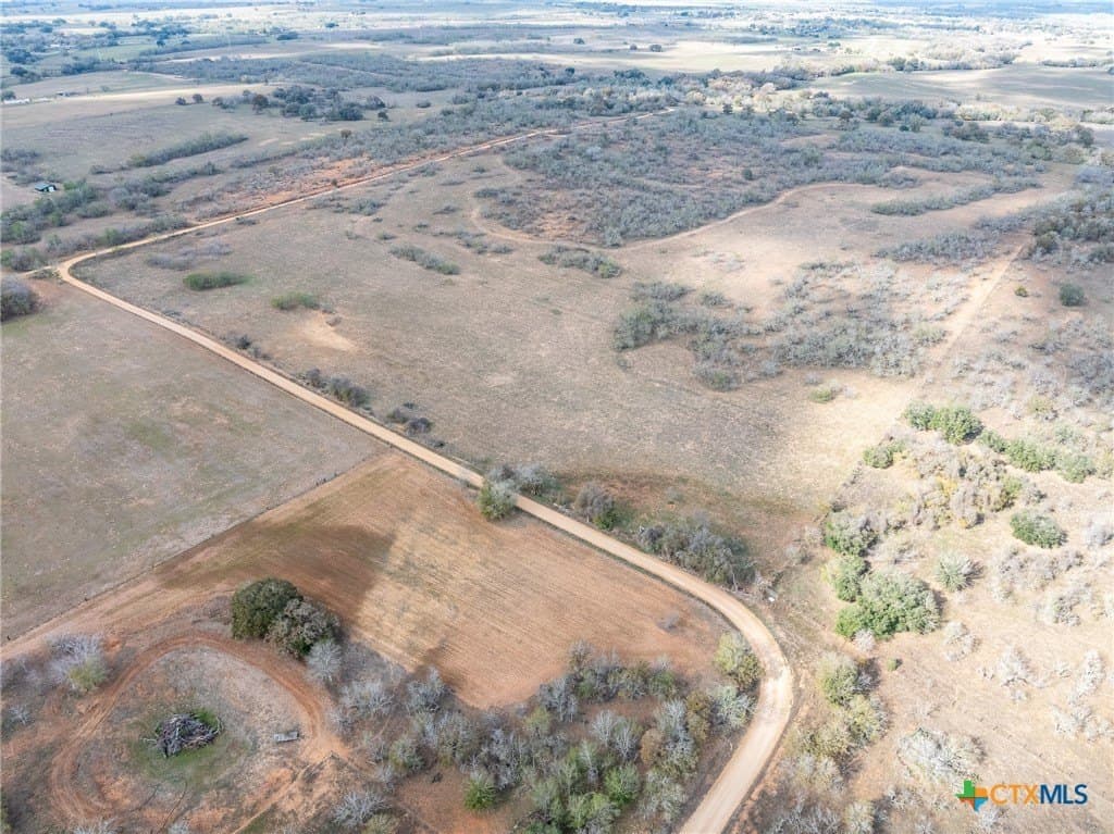 47.95 acres in Gonzales County - photo 8