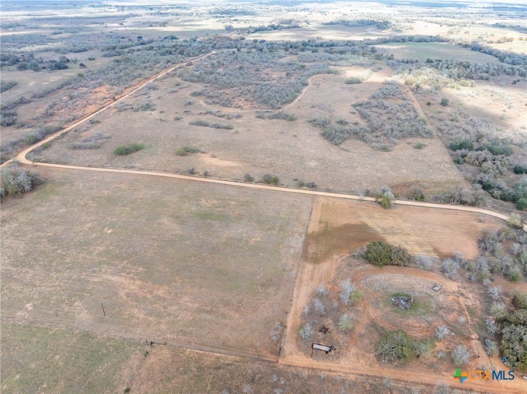 47.95 acres in Gonzales County - photo 9