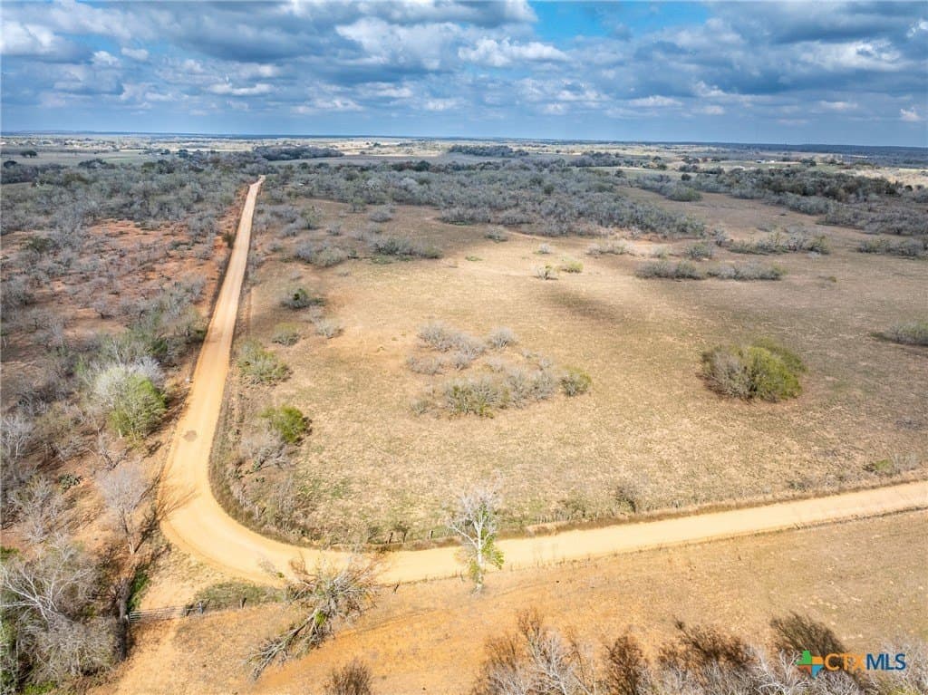 47.95 acres in Gonzales County - photo 7