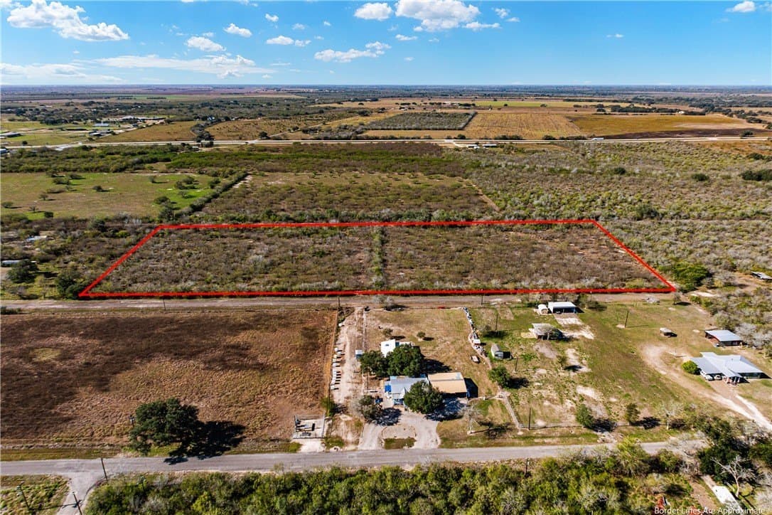 10.85 acres in Bee County - photo 8